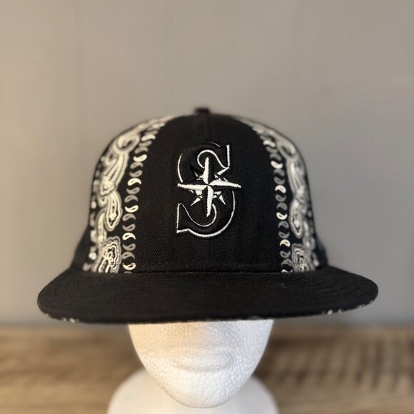 RARE Seattle Mariners Black & White Paisley New Era Fitted Hat Size 7 3/8 MLB - Picture 6 of 8